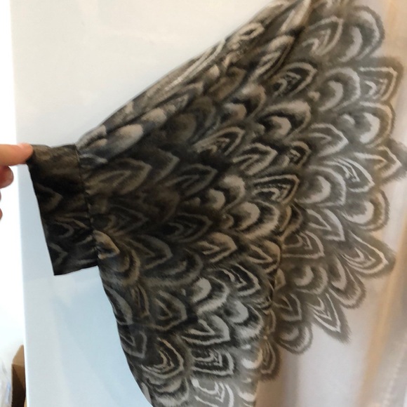 BCBGMAXAZRIA Flowy Blouse - Picture 2 of 4